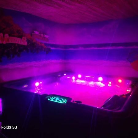 Studio Avec Terrasse Et Jacuzzi Valbonne Exterior foto